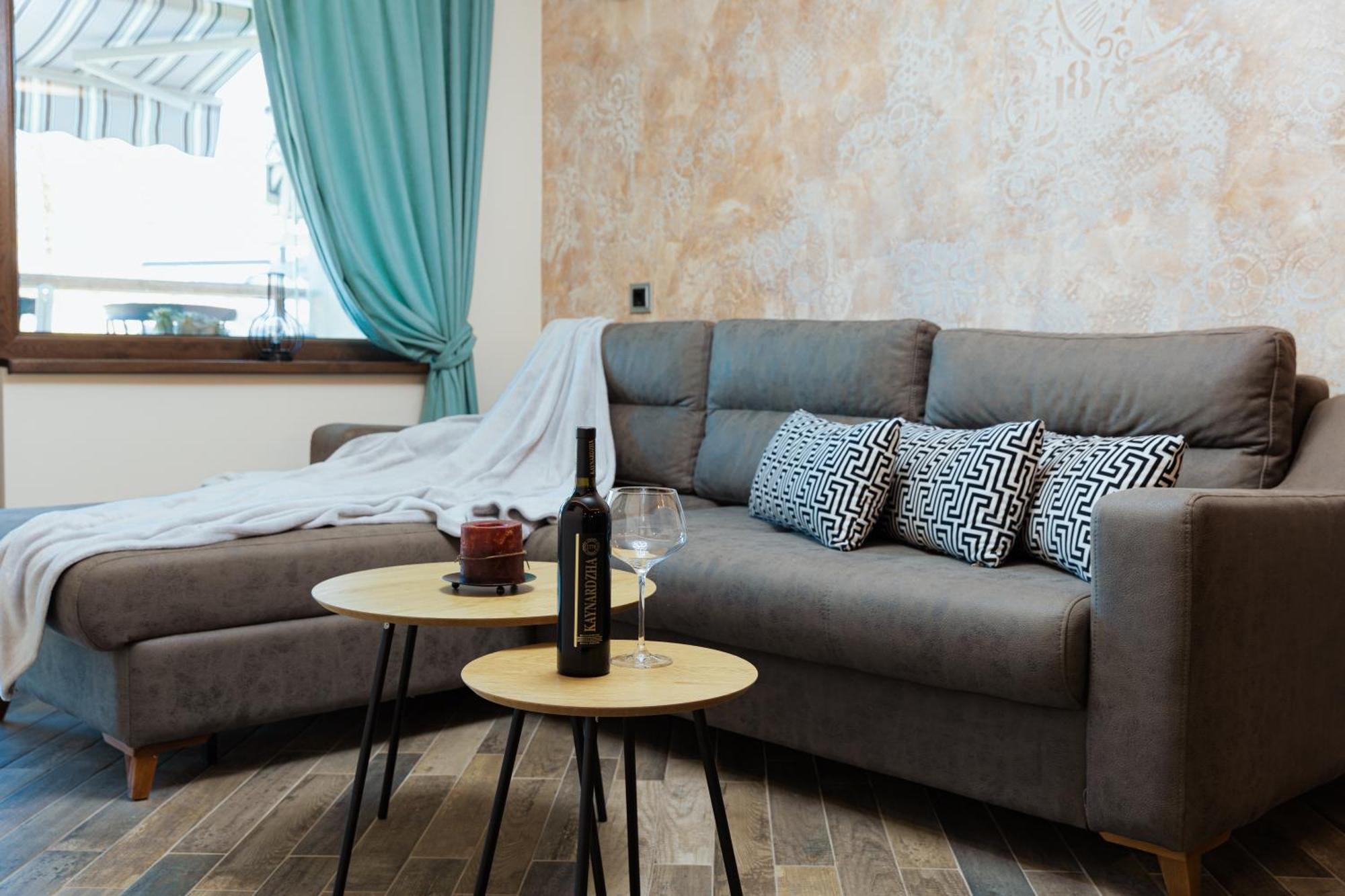Dervent Apartment ヴェリコ・タルノヴォ エクステリア 写真